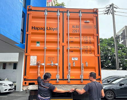 Digital & Trusted Transport Logistic Company